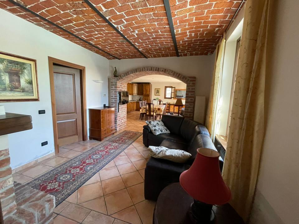 Der Wohnbereich im Anschluss an die Küche